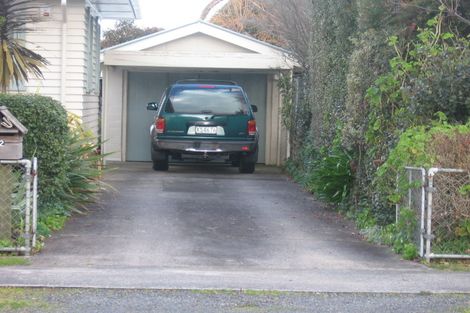 Photo of property in 32a Youngs Road, Papakura, 2110