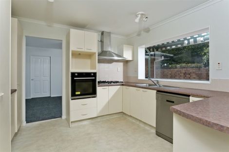 Photo of property in 5 Adelphi Place Albany Auckland - North Shore