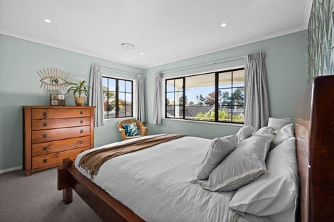 Photo of property in 10 Ritchie Place, Havelock North, 4130