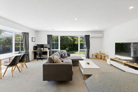 Photo of property in 28a Canberra Place, Redwood, Christchurch, 8051