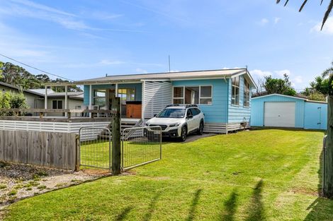 Photo of property in 744 Taiharuru Road, Taiharuru, Parua Bay, 0192