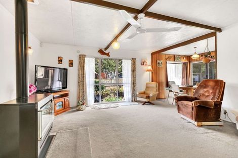 Photo of property in 1 Milsom Place, Te Puke, 3119