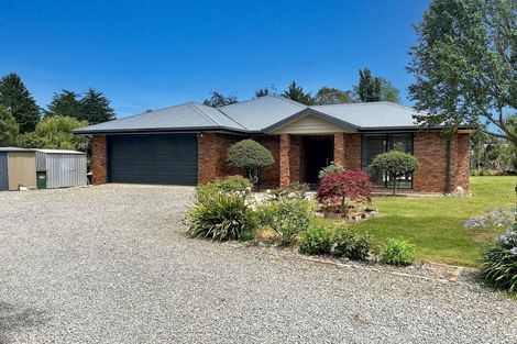 Photo of property in 155 Loburn Whiterock Road, Loburn, Rangiora, 7472