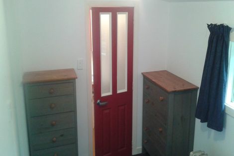 Photo of property in 82 Opanuku Road, Henderson Valley, Auckland, 0612