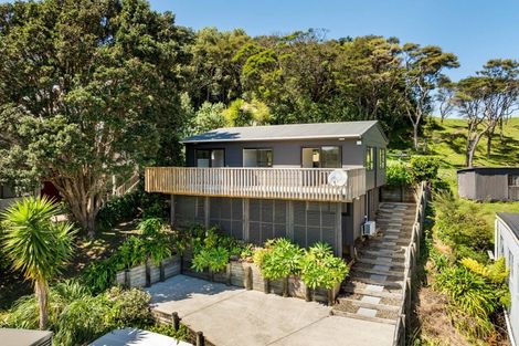 Photo of property in 43a Whiritoa Beach Road, Whiritoa, Whangamata, 3691