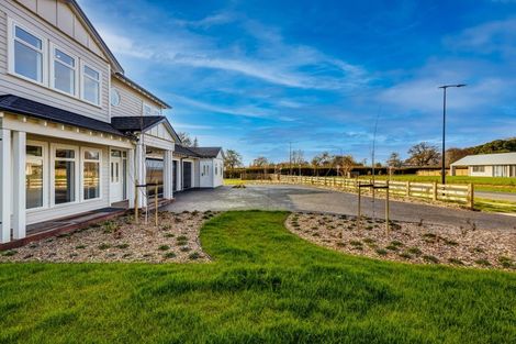 Photo of property in 4 Sunline Drive, Leamington, Cambridge, 3432