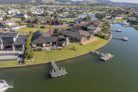 Photo of property in 10 Kelly Place, Whitianga, 3510