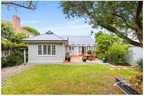 Photo of property in 232 Lake Road, Hauraki, Auckland, 0622