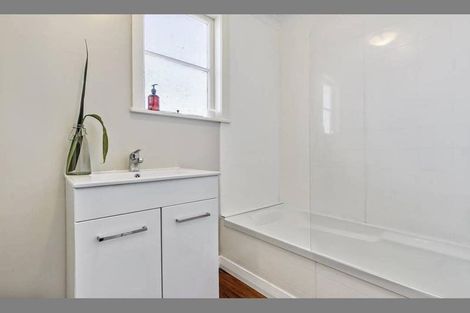 Photo of property in 66 Don Buck Road, Massey, Auckland, 0614