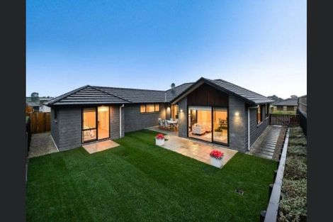 Photo of property in 19 Waireka Road, Rototuna North, Hamilton, 3210