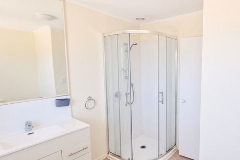 Photo of property in 66 Dominica Crescent, Grenada Village, Wellington, 6037