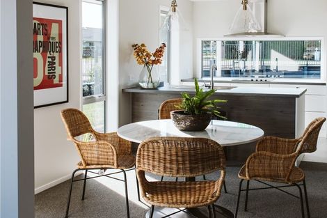 Photo of property in 2 Yulestar Place, Hawera, 4610