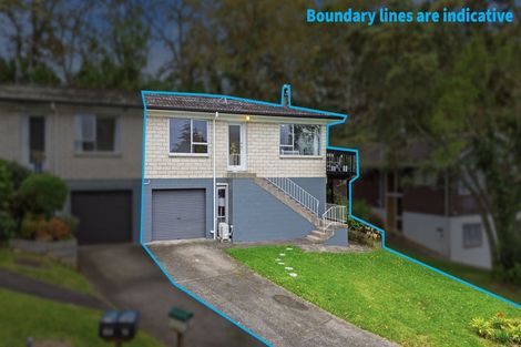 Photo of property in 2/12 Mahuta Grove, Northcote, Auckland, 0627