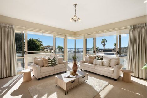 Photo of property in 53 Homestead Place, Welcome Bay, Tauranga, 3112