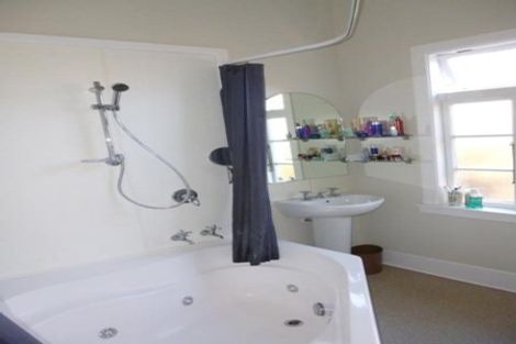 Photo of property in 505 Barbadoes Street, Edgeware, Christchurch, 8013