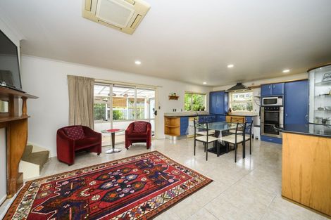 Photo of property in 1 Ayr Place, Hokowhitu, Palmerston North, 4410