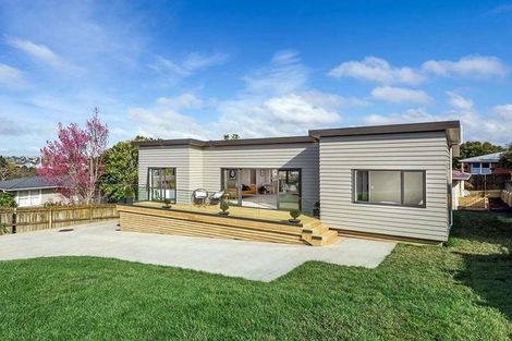 Photo of property in 25a Arrow Road, Forrest Hill, Auckland, 0620