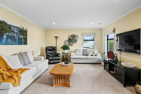 Photo of property in 34 Redwood Crescent, Hurdon, New Plymouth, 4310