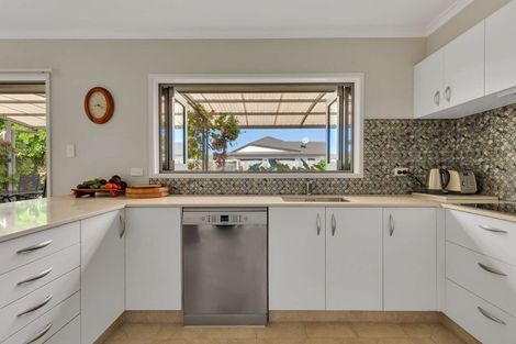 Photo of property in 7 Bahamas Key, Papamoa Beach, Papamoa, 3118