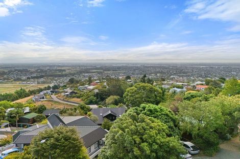 Photo of property in 118 Dyers Pass Road, Cashmere, Christchurch, 8022