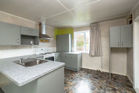 Photo of property in 1 Baillie Crescent, Carterton, 5713