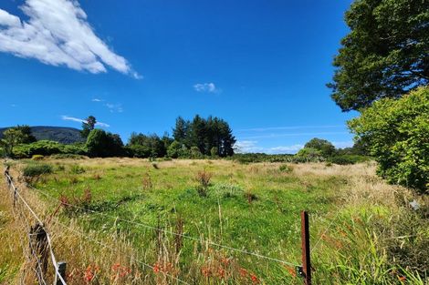 Photo of property in 110-114 Main Road, Blackball, 7804