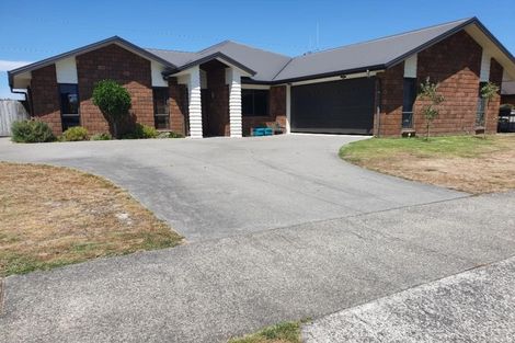 Photo of property in 53 Wiltshire Drive, Huntington, Hamilton, 3210