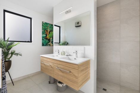 Photo of property in Northlake, 36 Malvern Road, Wanaka, 9305