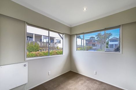 Photo of property in 211 Royal Road, Massey, Auckland, 0614