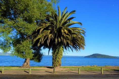 Photo of property in 9 Cooper Avenue, Holdens Bay, Rotorua, 3010