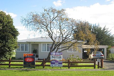 Photo of property in 70 King Street, Marton, 4710