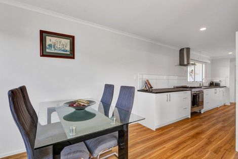 Photo of property in 197 Bridge Street, Eltham, 4322