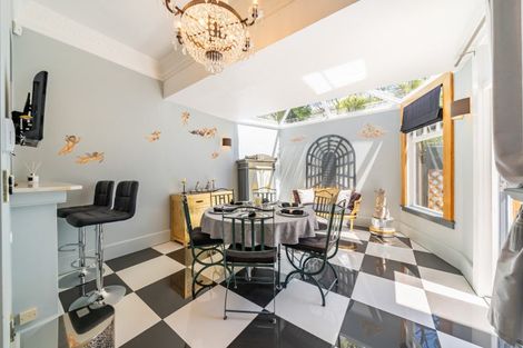 Photo of property in 24 Hobson Street, Thorndon, Wellington, 6011