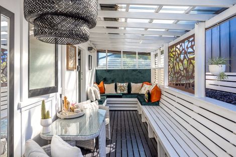 Photo of property in 5 Wellington Road, Surfdale, Waiheke Island, 1081