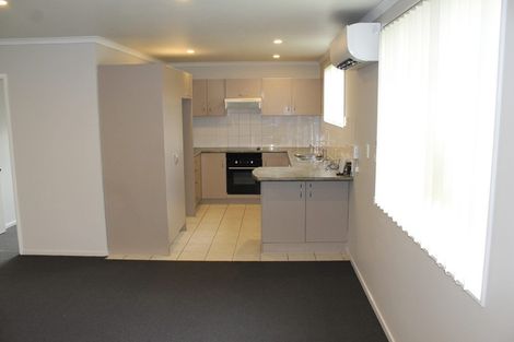 Photo of property in 26 Duckworth Road, Papakura, 2110