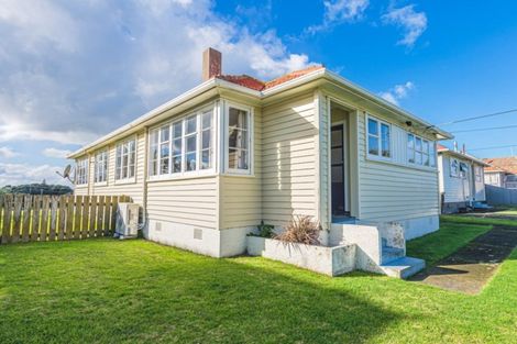 Photo of property in 86 Swiss Avenue, Gonville, Whanganui, 4501