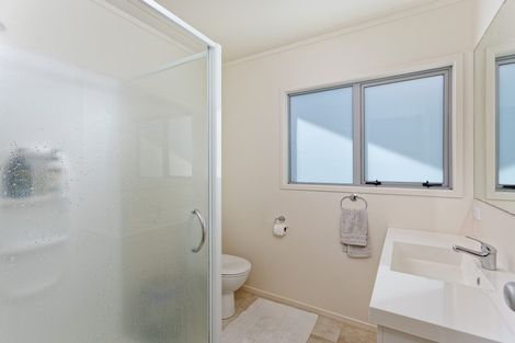 Photo of property in 2/12 Fairway Avenue, Mount Maunganui, 3116