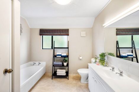 Photo of property in 89a Churchill Drive, Taradale, Napier, 4112