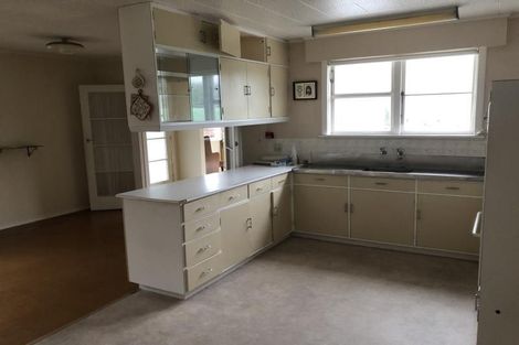 Photo of property in 88 Wainuiomata Road, Wainuiomata, Lower Hutt, 5014