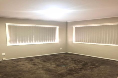 Photo of property in 6 Suwyn Place, Weymouth, Auckland, 2103