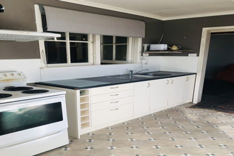 Photo of property in 77 Kapuni Street, Manaia, 4612