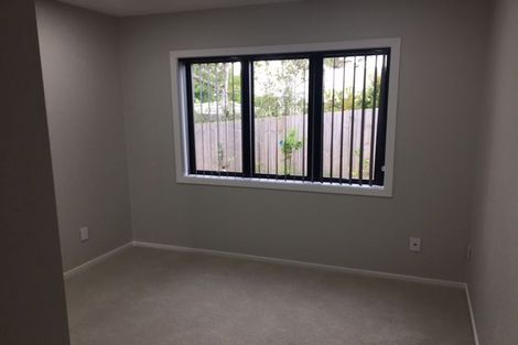 Photo of property in 62 Woodglen Road, Glen Eden, Auckland, 0602