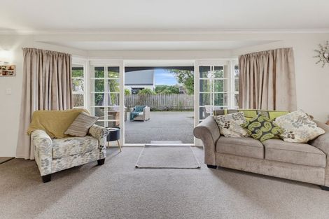 Photo of property in 112 Richard Pearse Drive, Temuka, 7920