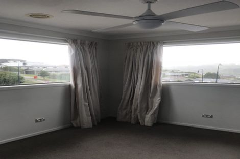 Photo of property in 71 Te Puia Drive, Aotea, Porirua, 5024