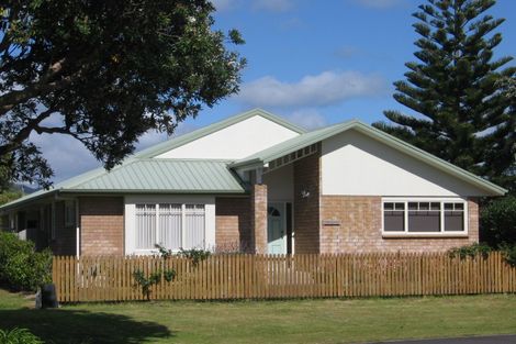 Photo of property in 17 Wakanoi Place, Bowentown, Waihi Beach, 3177