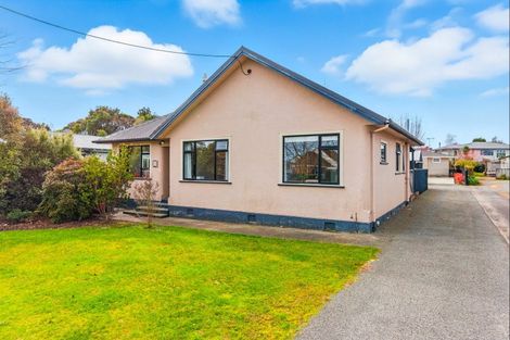 Photo of property in 22 York Street, Levin, 5510