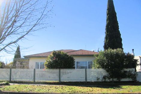 Photo of property in 806 Clive Street, Akina, Hastings, 4122
