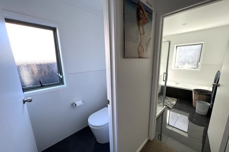 Photo of property in 2/287 Vipond Road, Stanmore Bay, Whangaparaoa, 0932