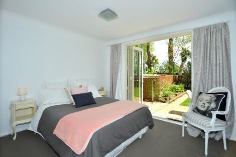 Photo of property in 2/78 Holly Road, St Albans, Christchurch, 8014
