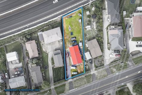 Photo of property in 238 Triangle Road, Massey, Auckland, 0614